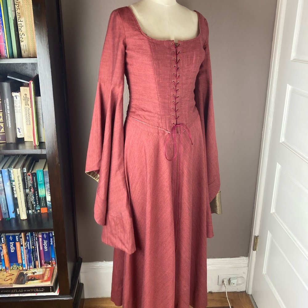 Custom Made Medieval Renaissance Fantasy Costume - Cersei - Game of Thrones - Picture 11 of 17